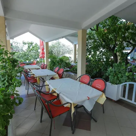 Pansion Croatia Starigrad Paklenica