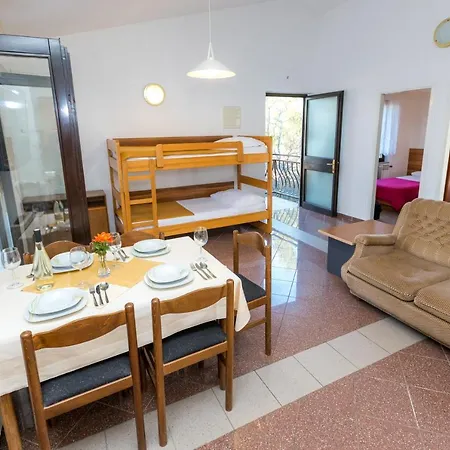 Couette-café Pansion Croatia Starigrad Paklenica