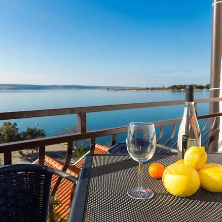 Pansion Croatia 3* Starigrad Paklenica