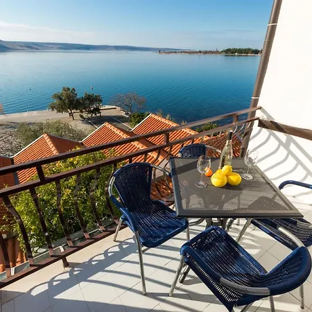 Pansion Croatia Couette-café 3*