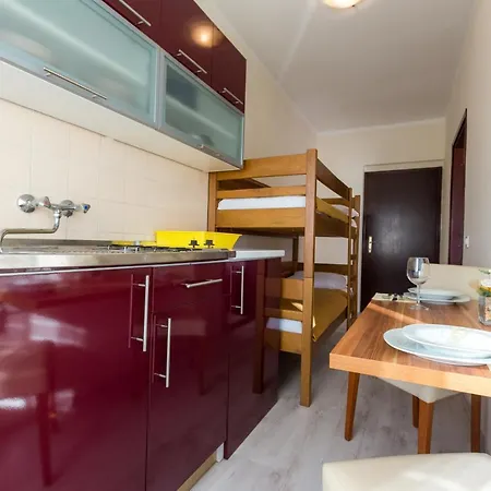 Couette-café Pansion Croatia 3*