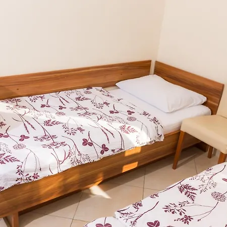 Pansion Croatia 3* Starigrad Paklenica