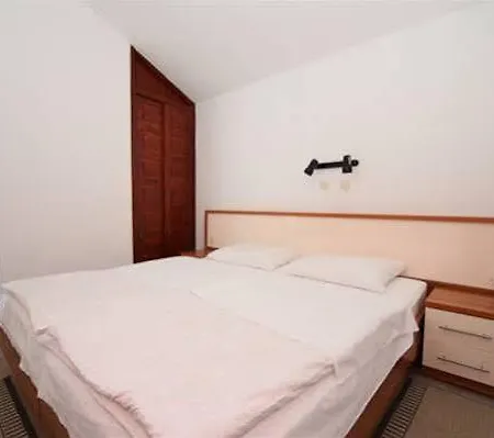 לינה וארוחת בוקר Pansion Croatia