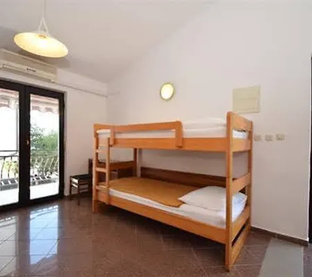 Pansion Croatia 3* Starigrad Paklenica