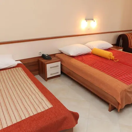 Couette-café Pansion Croatia Starigrad Paklenica