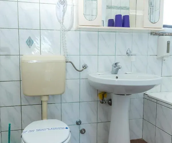 Pansion Croatia Nocleg ze śniadaniem Starigrad Paklenica