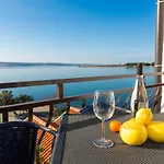 Pansion Croatia 3* Starigrad Paklenica