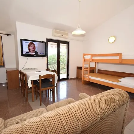 Oda ve Kahvaltı Pansion Croatia Starigrad Paklenica