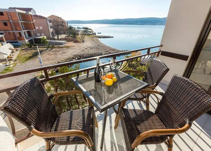 Pansion Croatia 3* Starigrad Paklenica